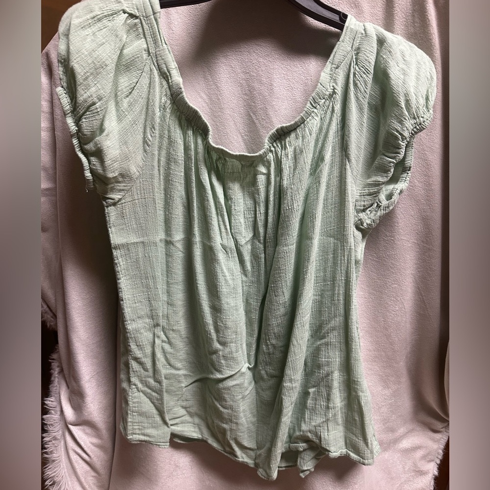 Easel Light Green Women's Blouse